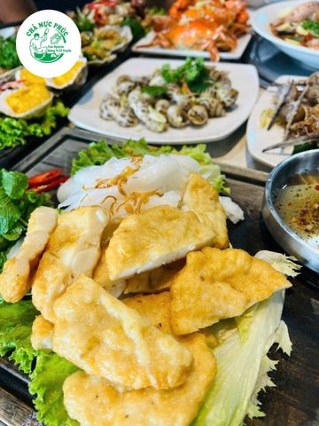 🌾Chả Mực Giã Tay Hạ Long – Tinh Hoa Biển Cả Trong Từng Miếng Vàng Ruộm🦑