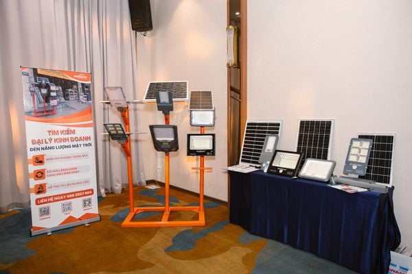 Sản phẩm Zealsun tại hội thảo điện năng lượng mặt trời