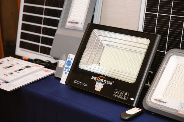 Sản phẩm Zealsun tại hội thảo điện năng lượng mặt trời