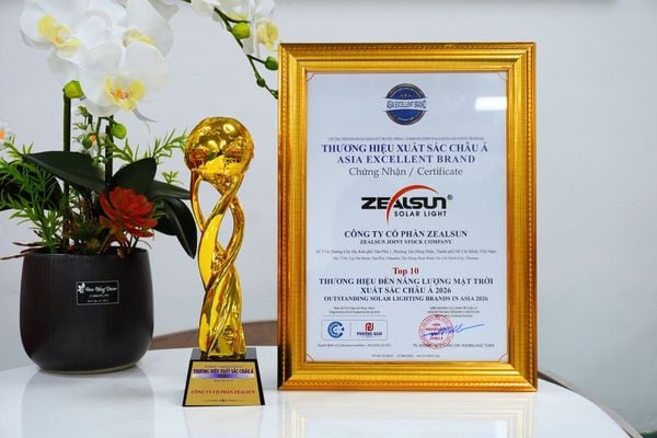 Cup giai thuong top 10 thuong hieu den nlmt xuat sac chau a 2026