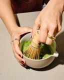 Matcha Quý Châu Có Phù Hợp Cho Quán Cà Phê & Mô Hình F&B Không? Phân Tích Từ Chuyên Gia