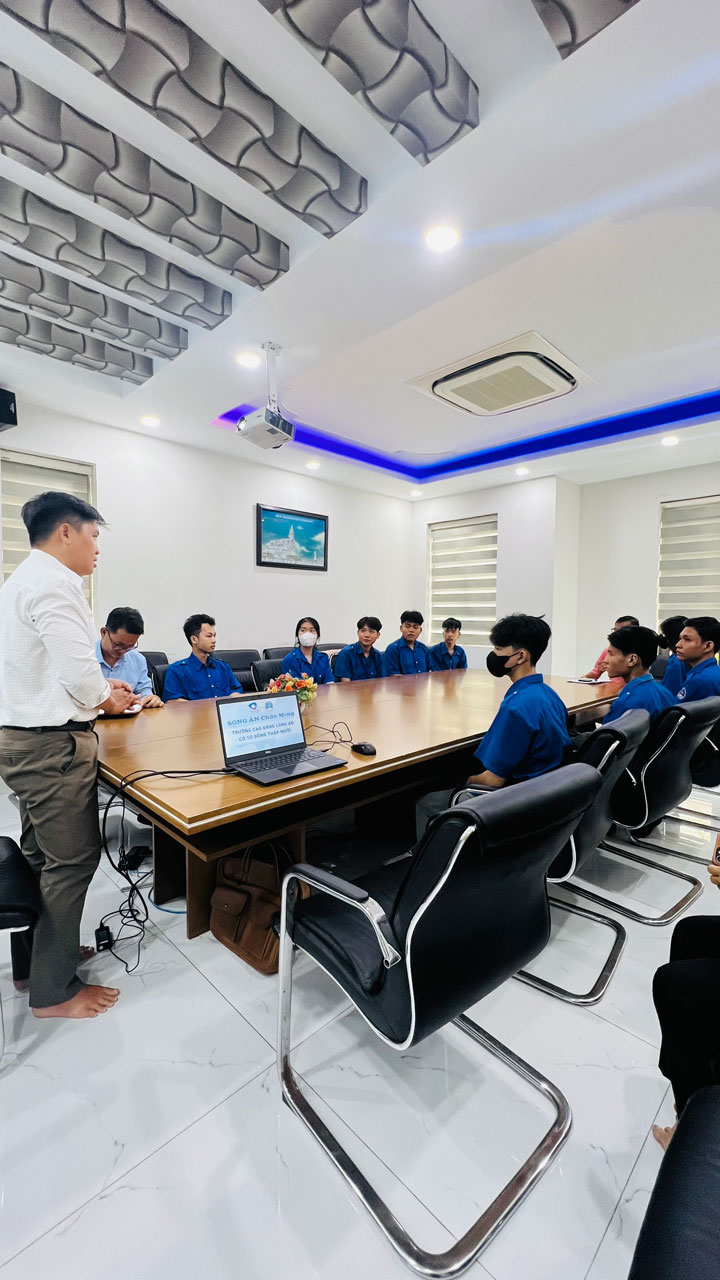 Sinh viên Cao đẳng Long An thực tập tại Song Ân trong môi trường doanh nghiệp thực tế