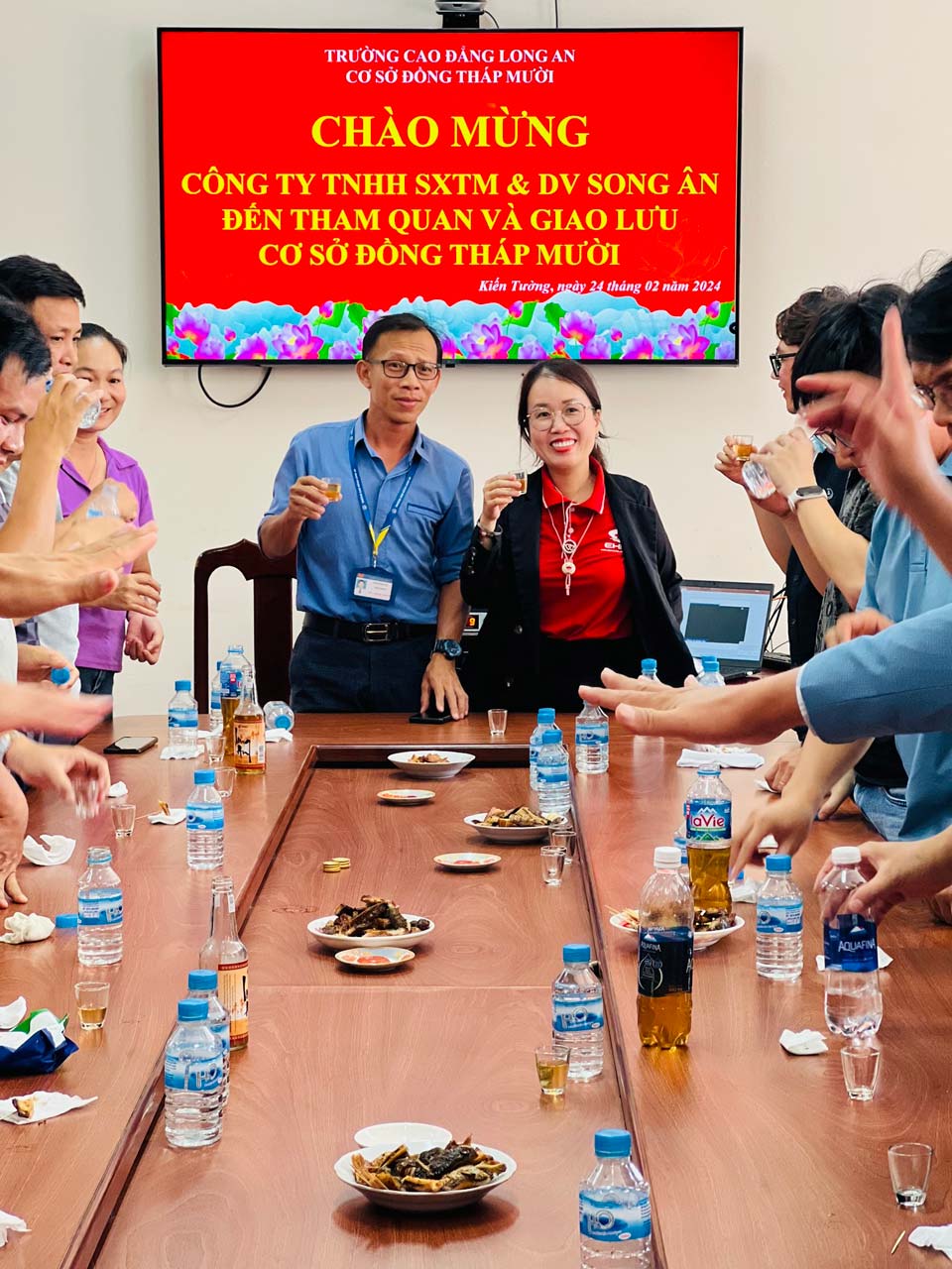 Song Ân tổ chức giao lưu định hướng thực tập cho sinh viên Cao đẳng Long An