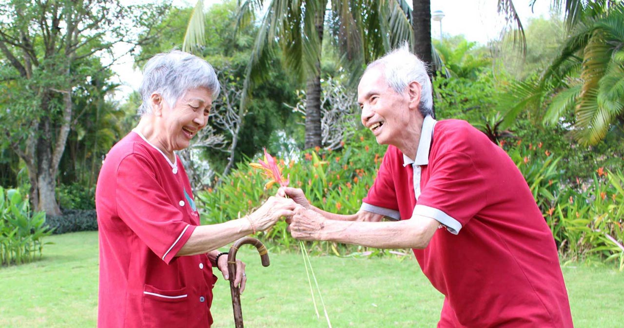 Thách thức và triển vọng của phần mềm quản lý viện dưỡng lão E-Nursing Home