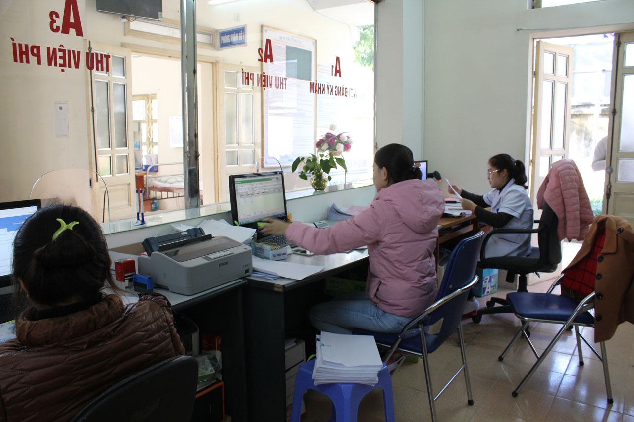 Ứng dụng bệnh án điện tử E-EMR tại bệnh viện
