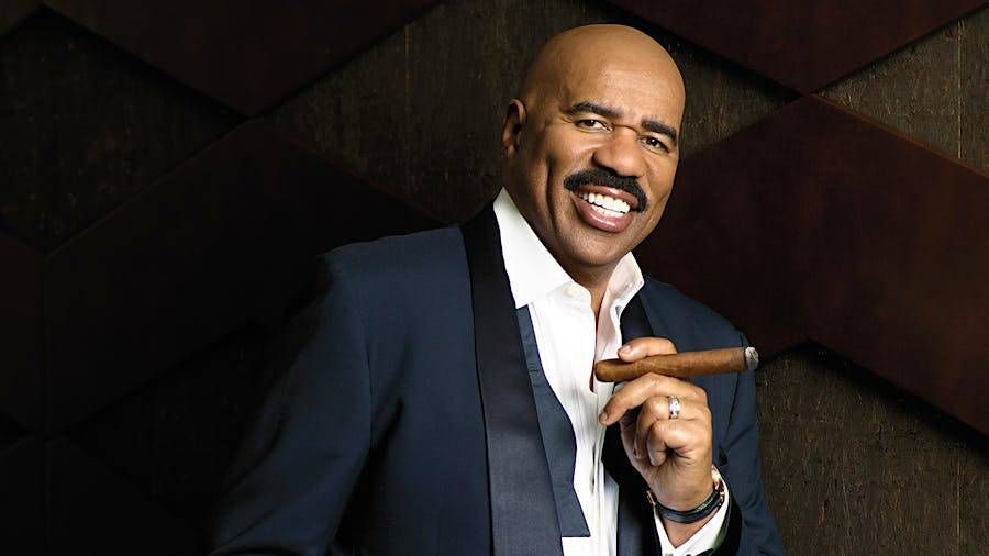 Hành Trình Steve Harvey Tìm Đến Điếu Cigar Yêu Thích