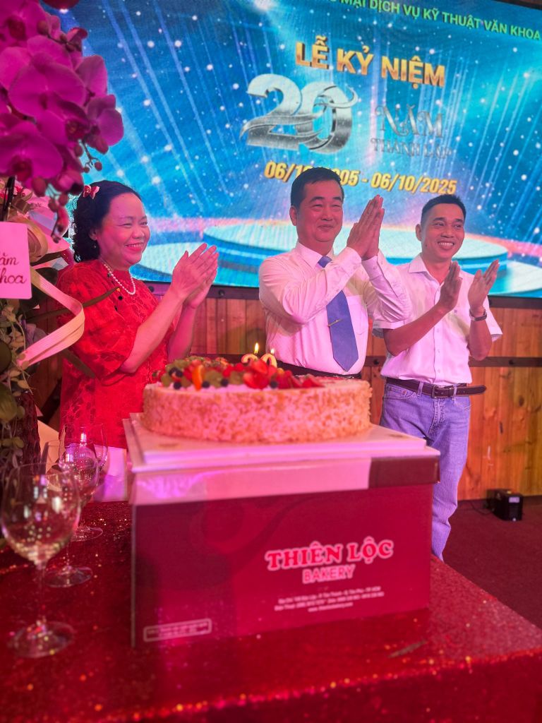 VĂN KHOA: 20 NĂM MỘT HÀNH TRÌNH – VỮNG NỀN TẢNG, KIẾN TẠO TƯƠNG LAI