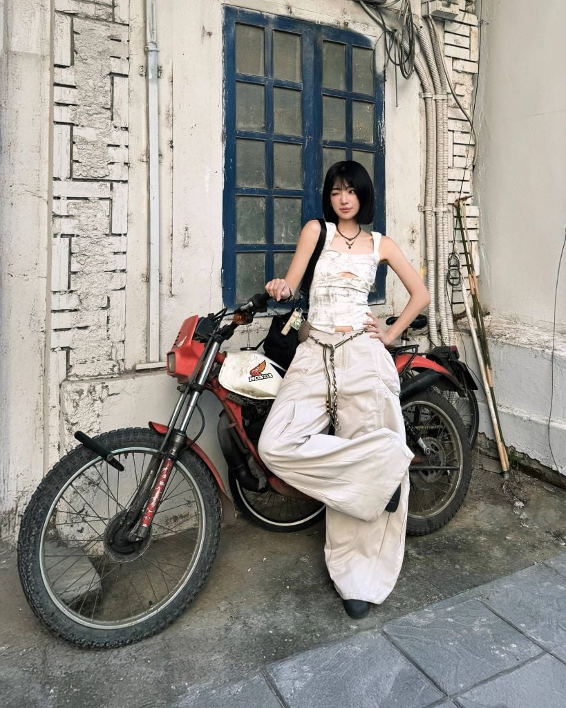 REVIEW: SAIDE TOP (MARBLE WHITE) & MURPHY PANTS (BEIGE)