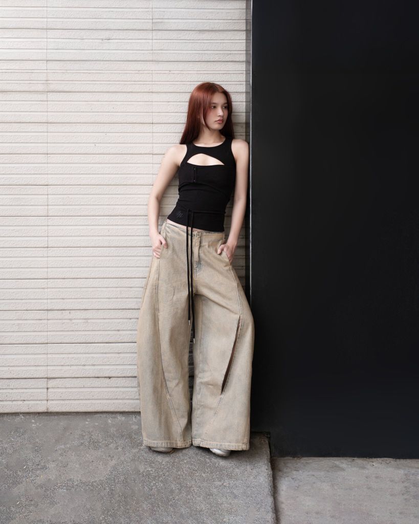REVIEW: CONRAD SLEEVELESS TOP (BLACK)