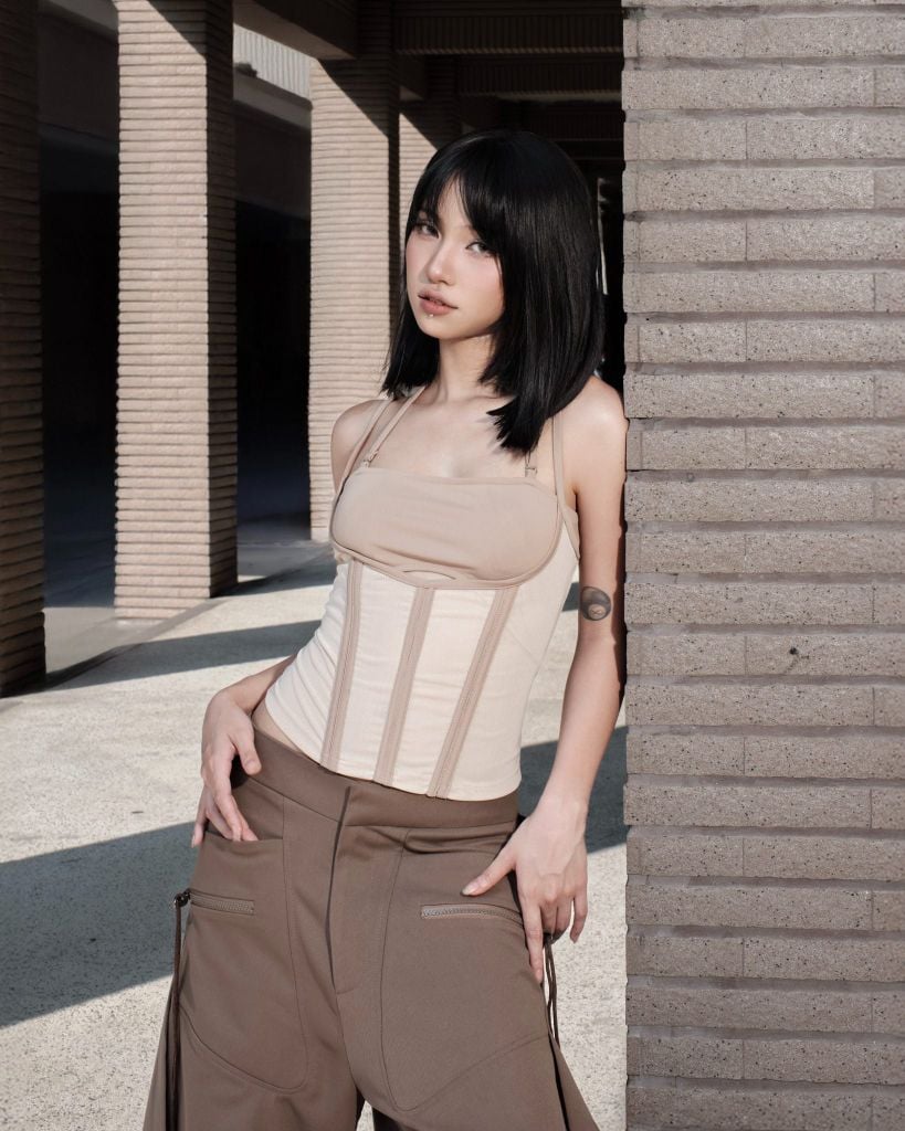 REVIEW: MELIOS MESH TOP (BEIGE) & ARCHER PANTS (BROWN)