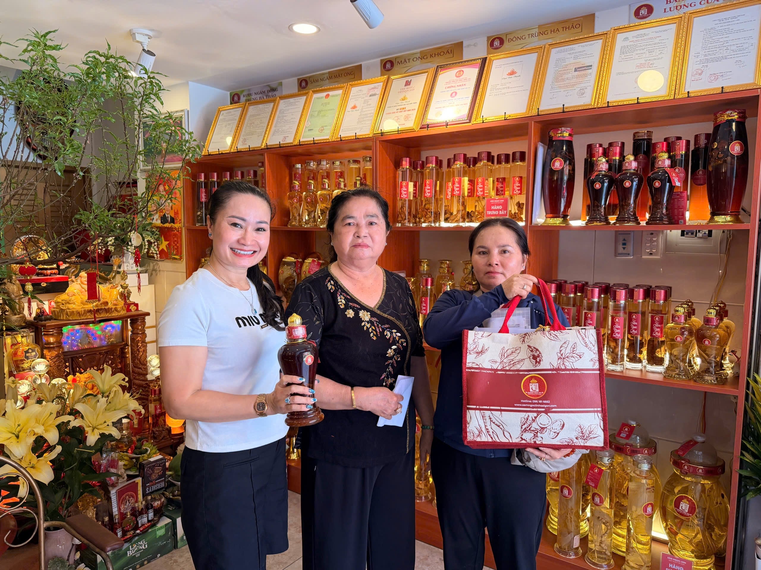 Cô Trương - 