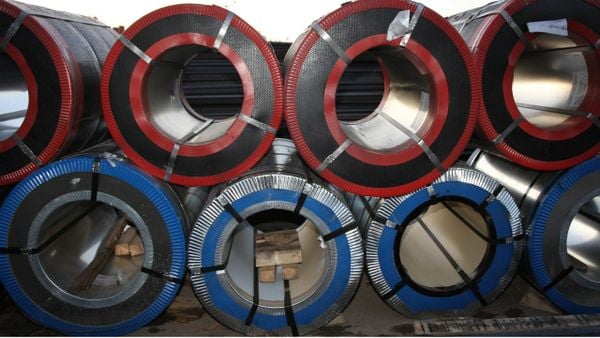 Việt Nam hoàn tất thuế chống bán phá giá đối với thép mạ kẽm