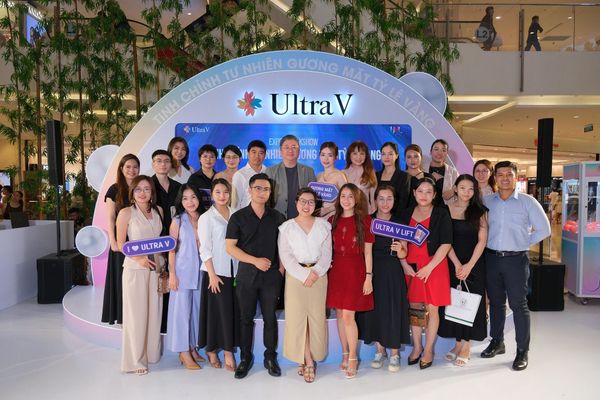 Chuỗi talkshow “Tinh chỉnh tự nhiên gương mặt tỷ lệ vàng” khép lại với nhiều dấu ấn chuyên môn