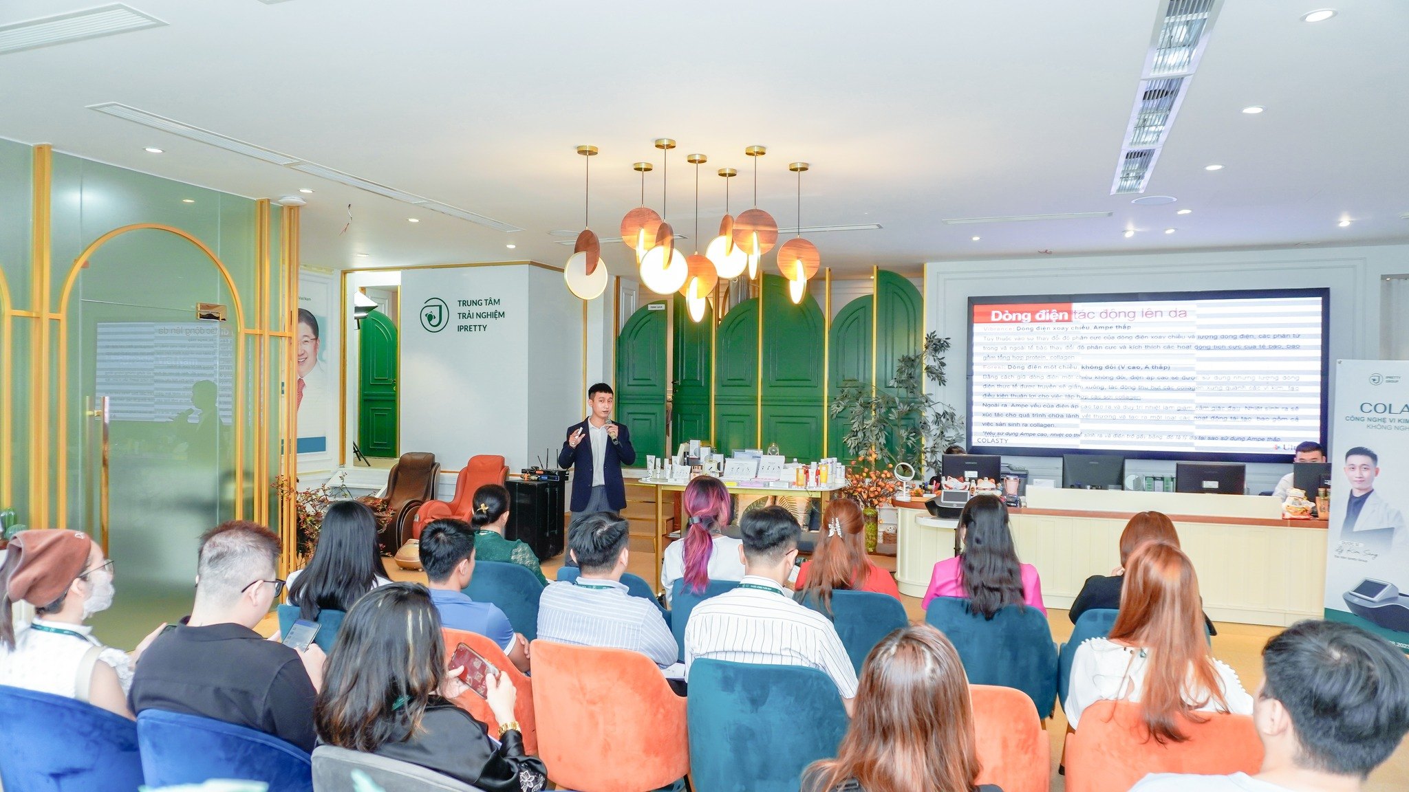 Workshop “Colasty – Công nghệ vi kim điện nâng cơ không nghỉ dưỡng”
