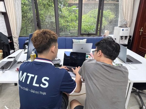 Chuyện nhà MTLS: Hơn cả một chiếc MacBook, là sự tin tưởng