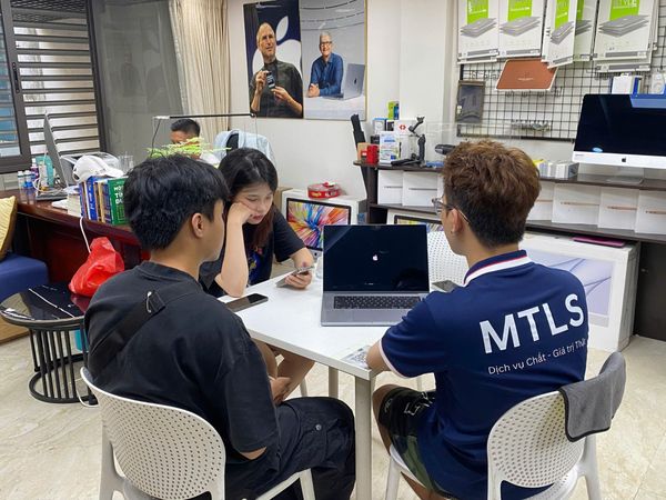 Hành trình khởi đầu: Khi MacBook là người bạn đồng hành