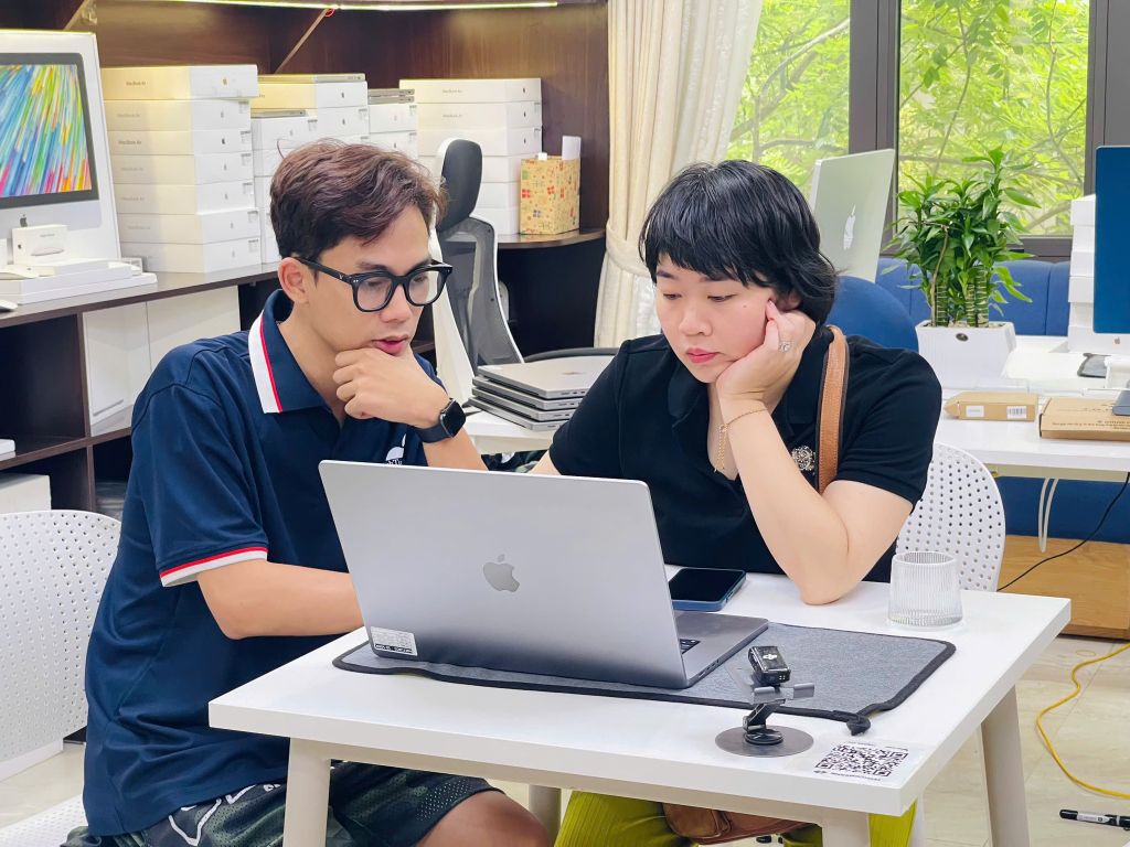 Kiên nhẫn tư vấn – Giải đáp mọi băn khoăn để khách hàng yên tâm
