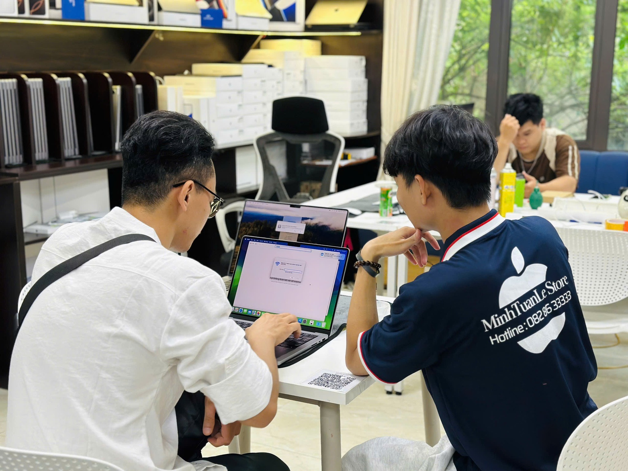 Từ Mac cũ lên đời mạnh mẽ – anh khách chốt luôn MacBook Pro 16” M1 Pro!