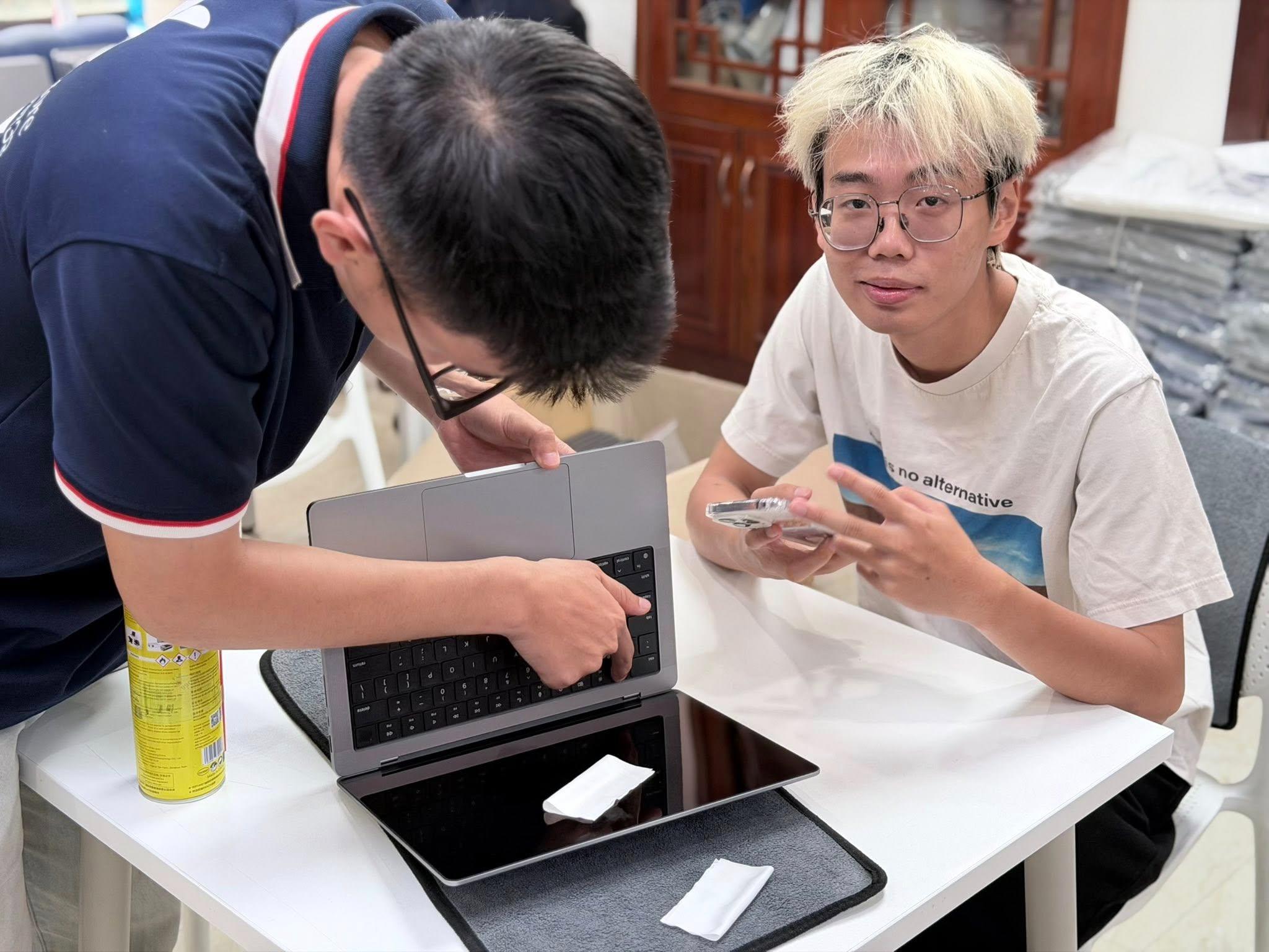 Khách đến xem cho vui… nhưng lại chốt máy ngay tại MTLS