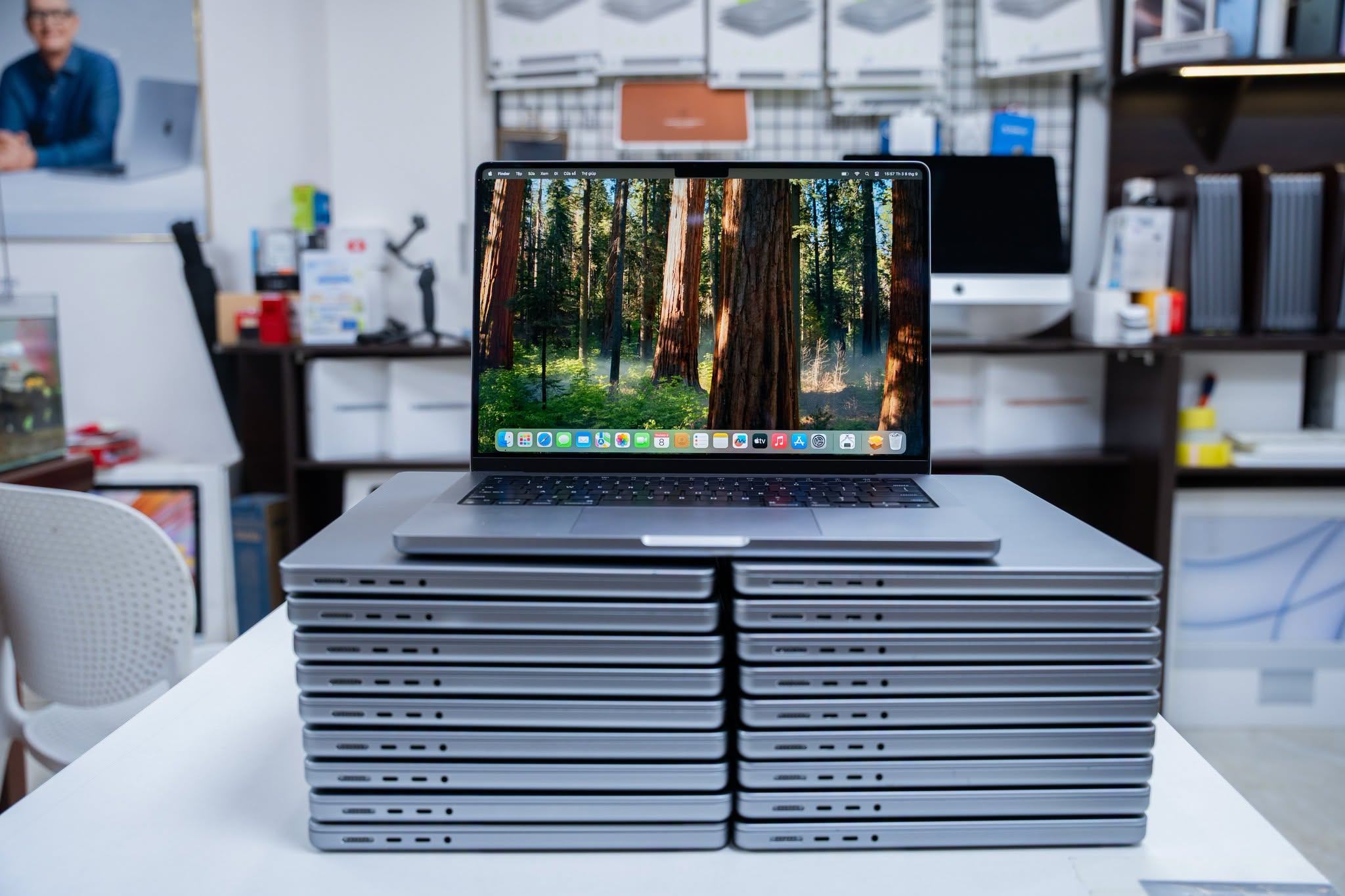 Có nên mua MacBook cũ? Ưu, nhược điểm & lời khuyên từ MTLS