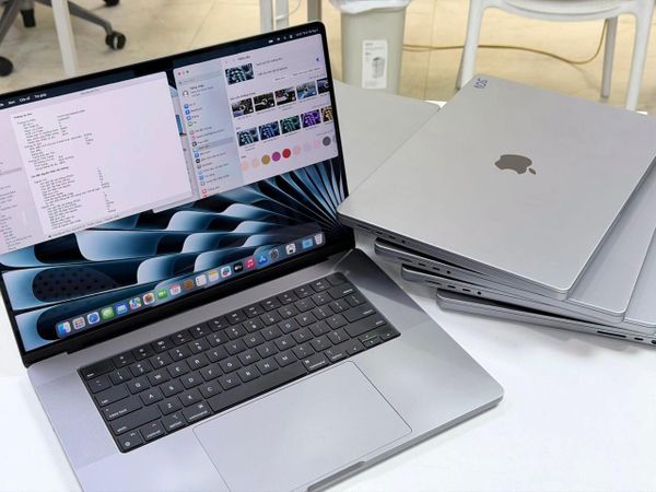 MacBook Pro 16