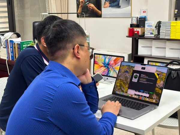Chuyện nhà MTLS: Hơn cả một chiếc MacBook, là niềm tin