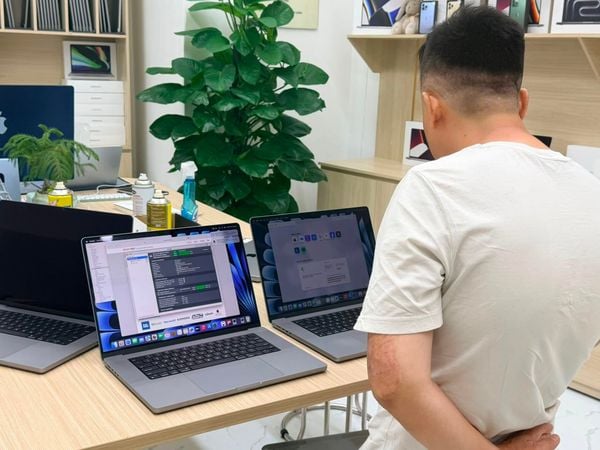 Chuyện nhà MTLS: Khi chiếc MacBook tìm đúng người bạn đồng hành