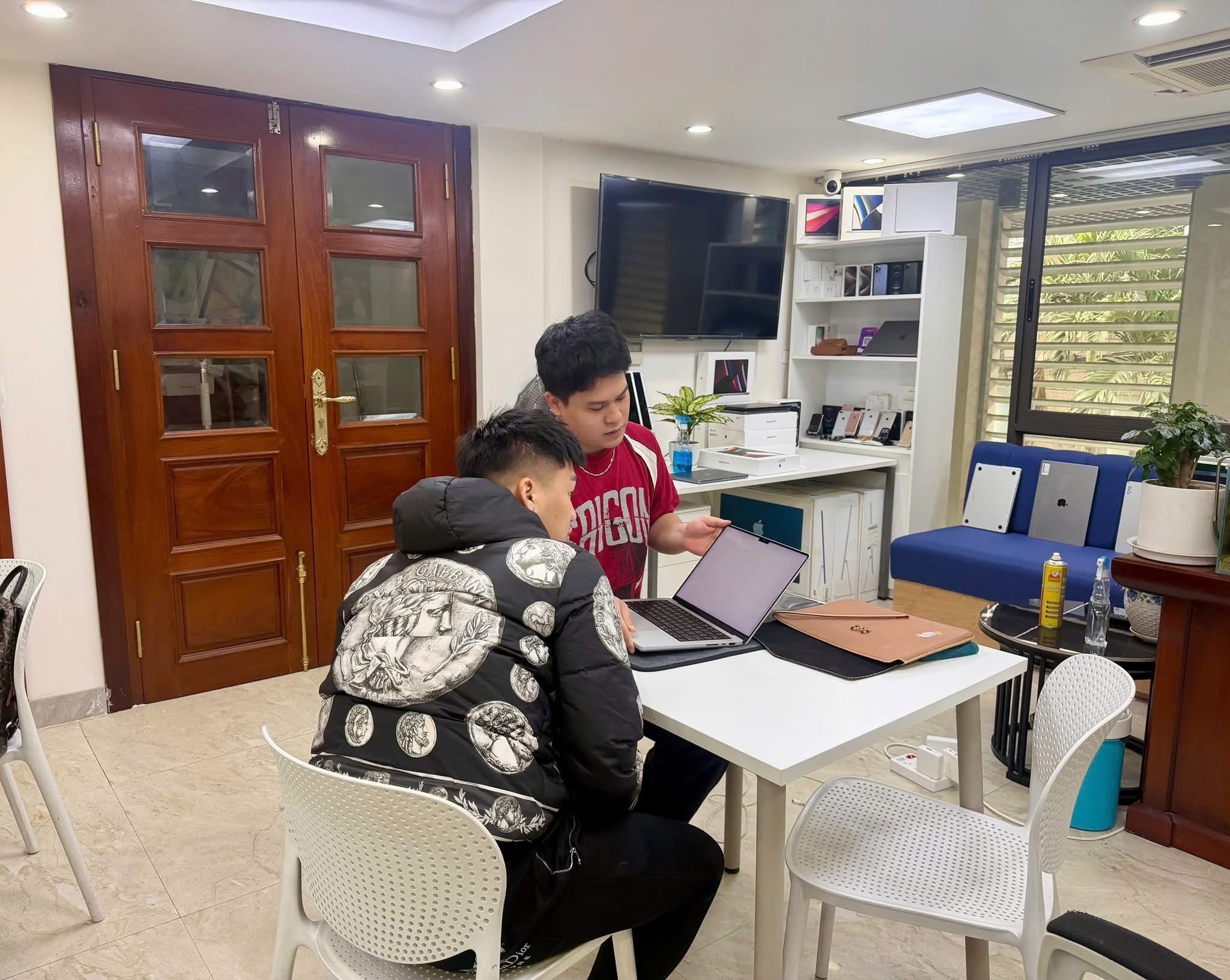 Nghe đủ lâu để tư vấn đúng