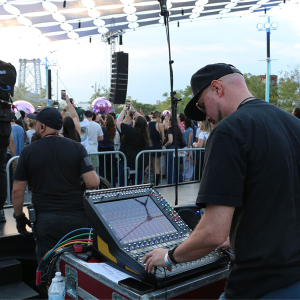 Ed Sheeran khai màn show diễn với hệ thống DiGiCo Quantum112 Flypack nhỏ gọn, hiệu năng cao