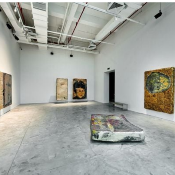 Triển lãm nghệ sĩ Phạm Minh Hiếu