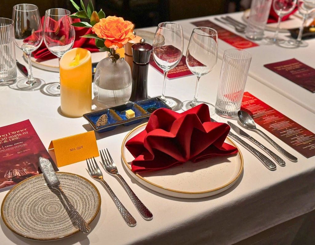 BỘ DAO MUỖNG NĨA (CUTLERY) NHÀ HÀNG: SỰ BỀN ĐẸP VÀ ĐẲNG CẤP ĐẾN TỪ NHỮNG CHI TIẾT NHỎ NHẤT