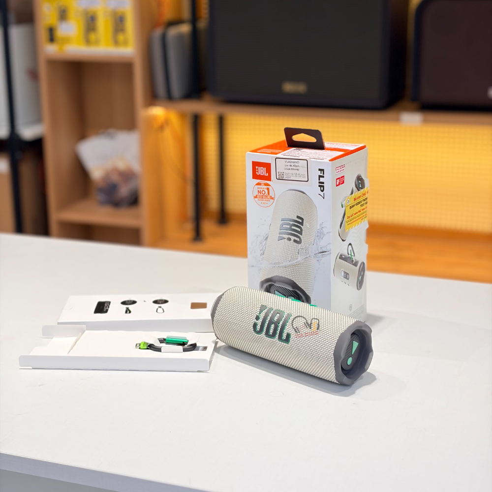 JBL Flip 7 Khác Gì Flip 6: Có Xứng Đáng Là Vua Loa Di Động Nhỏ Gọn?