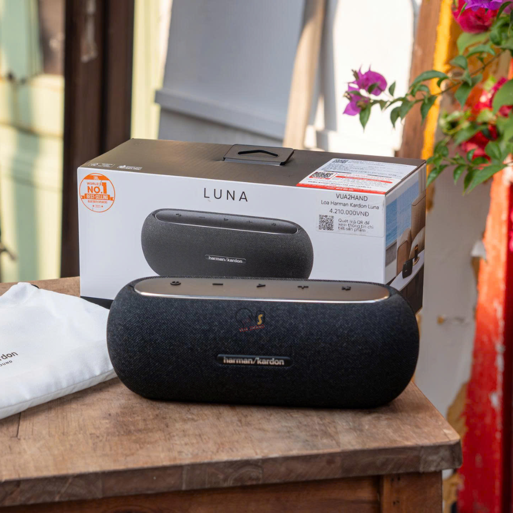 Harman Kardon Luna đắt xắt ra miếng hay chỉ là cái mác sang chảnh?