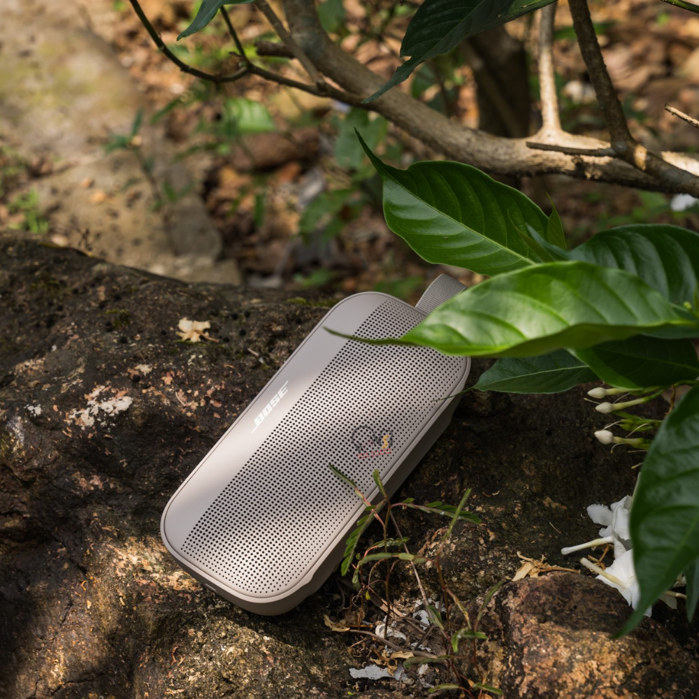 Bose SoundLink Flex II bền bỉ mọi địa hình, âm vang mọi cuộc chơi