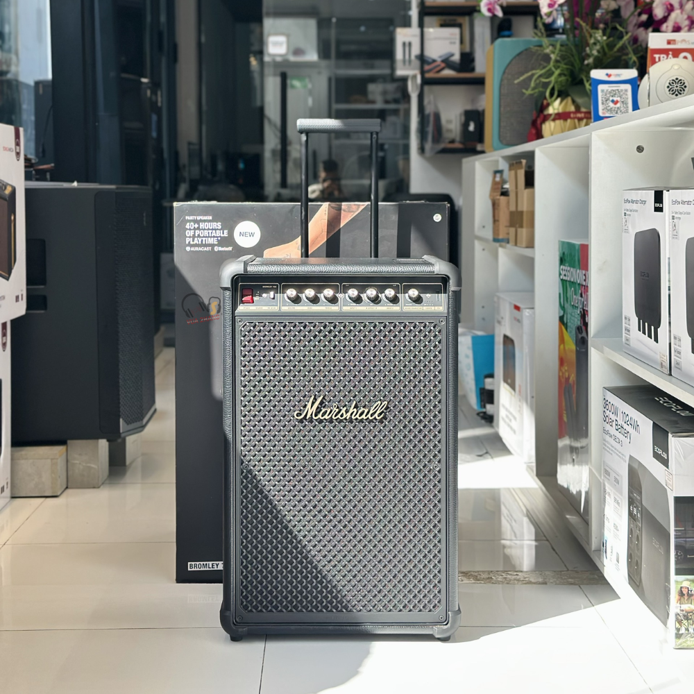 Marshall Bromley 750 có đủ sức lật đổ ngôi vương loa Party của JBL?