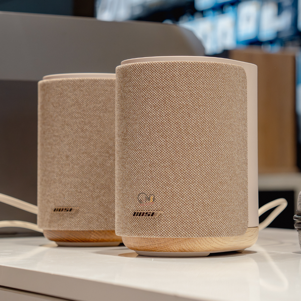 Kiến Tạo Không Gian Sống Sang Trọng Với Bose Lifestyle Ultra Speaker