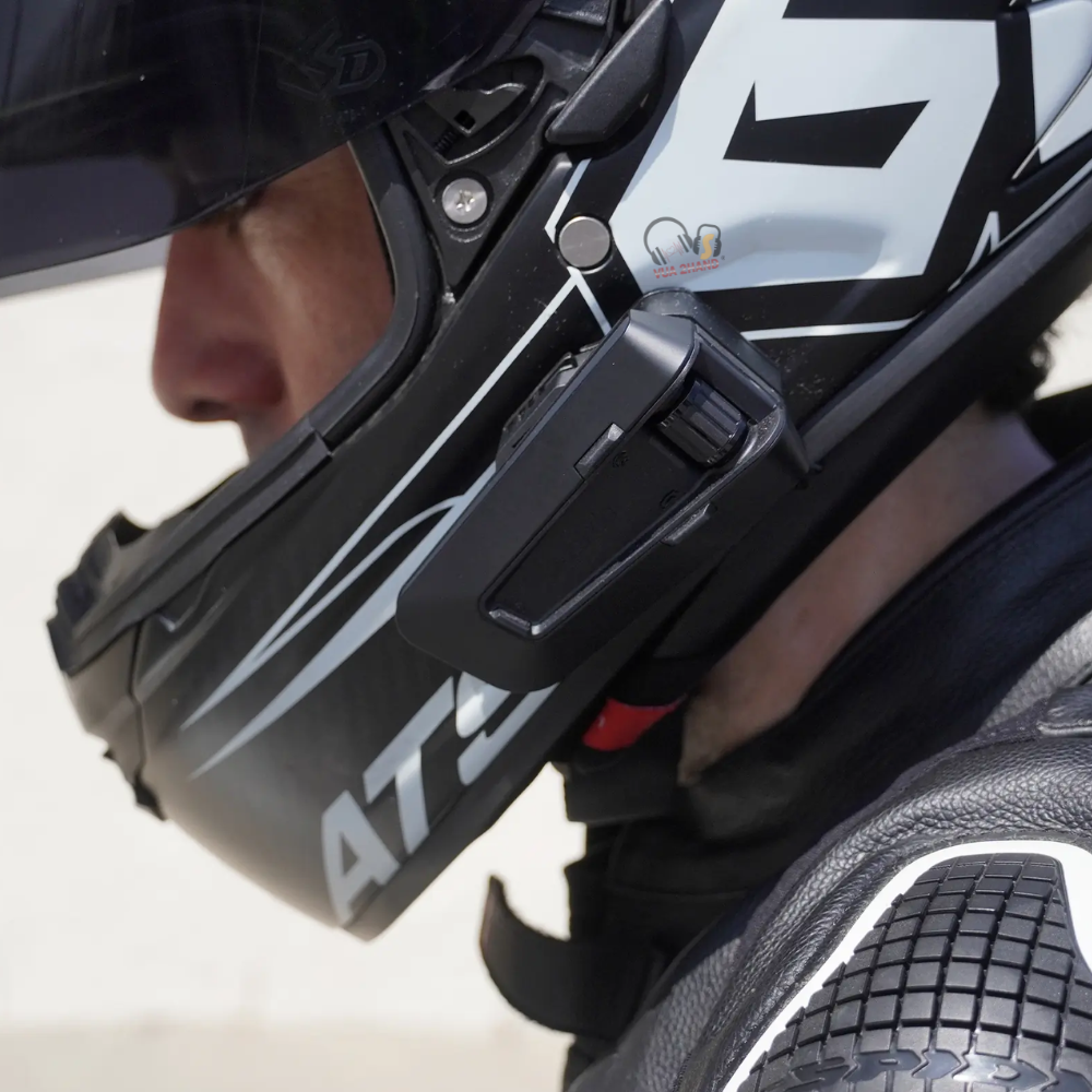 Cardo Packtalk Pro Giao Tiếp Tối Thượng Kèm Vệ Sĩ Cảm Biến Tai Nạn