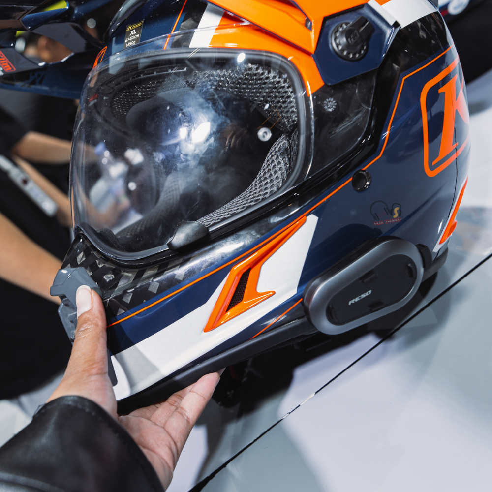 Đừng mua Intercom đắt tiền nếu bạn chưa biết đến Reso Pilot Lite