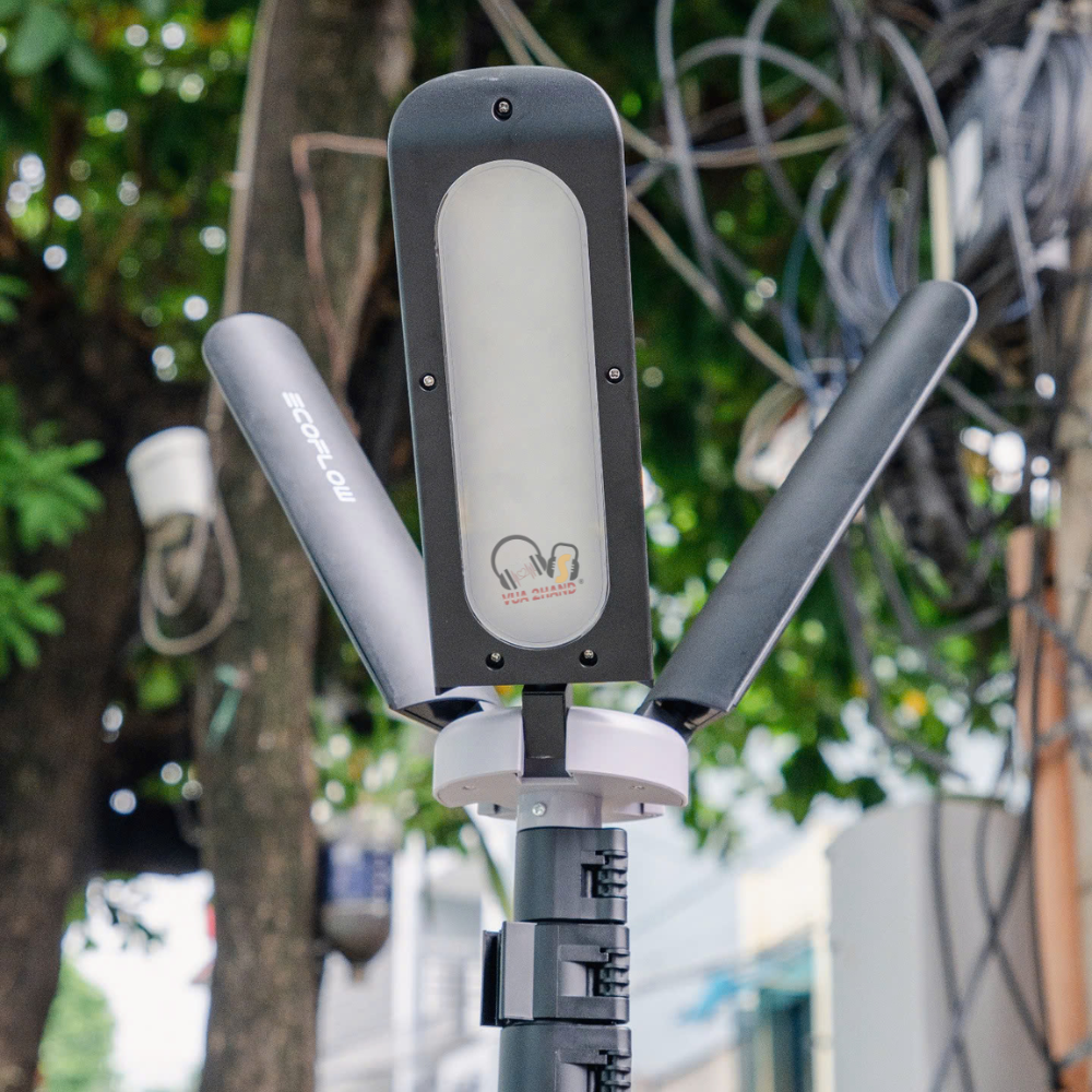 Tính năng và Trải nghiệm Chính của Đèn Trụ EcoFlow