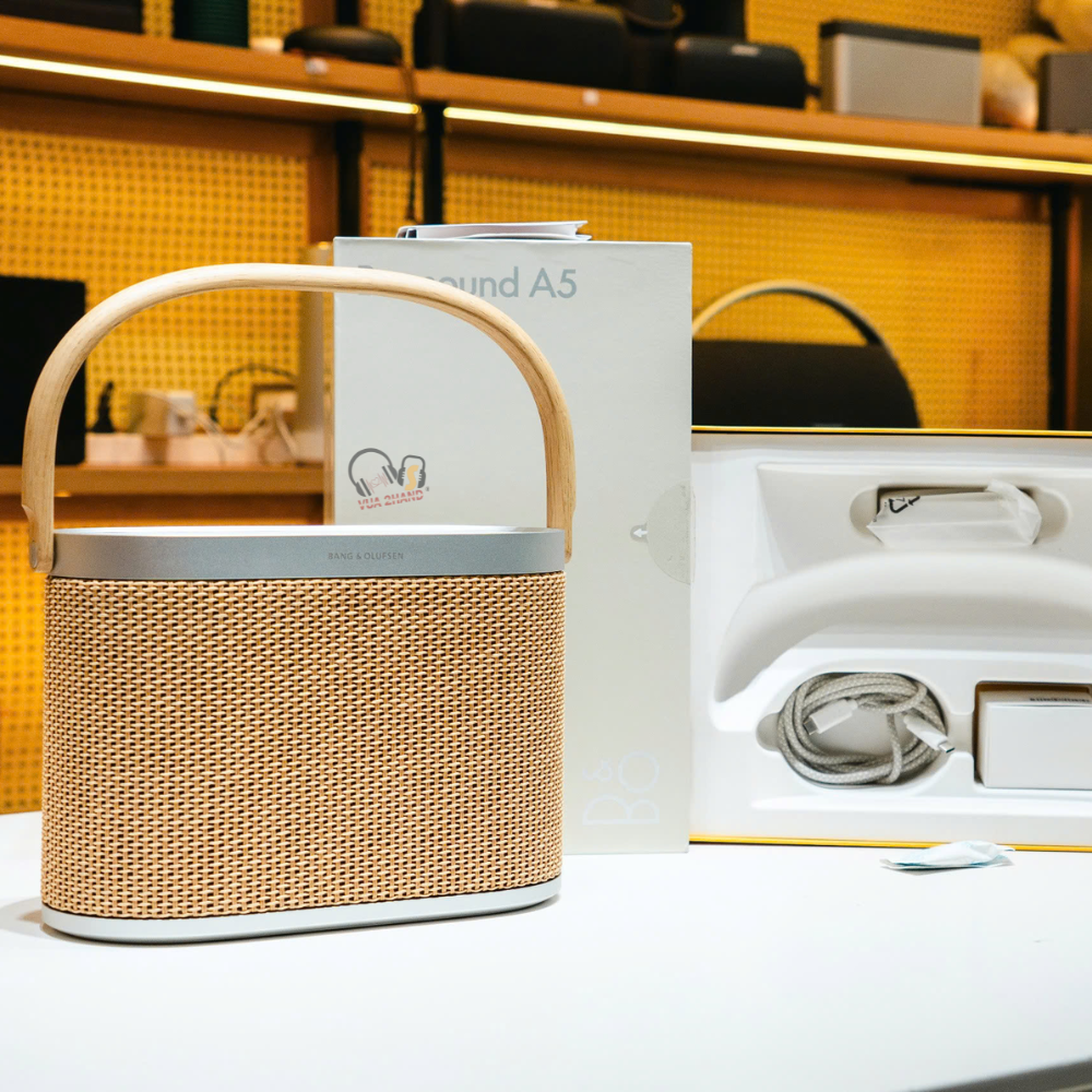 Beosound A5 Âm Thanh 360 Độ Lan Tỏa Cùng Công Nghệ Mozart Của B&O
