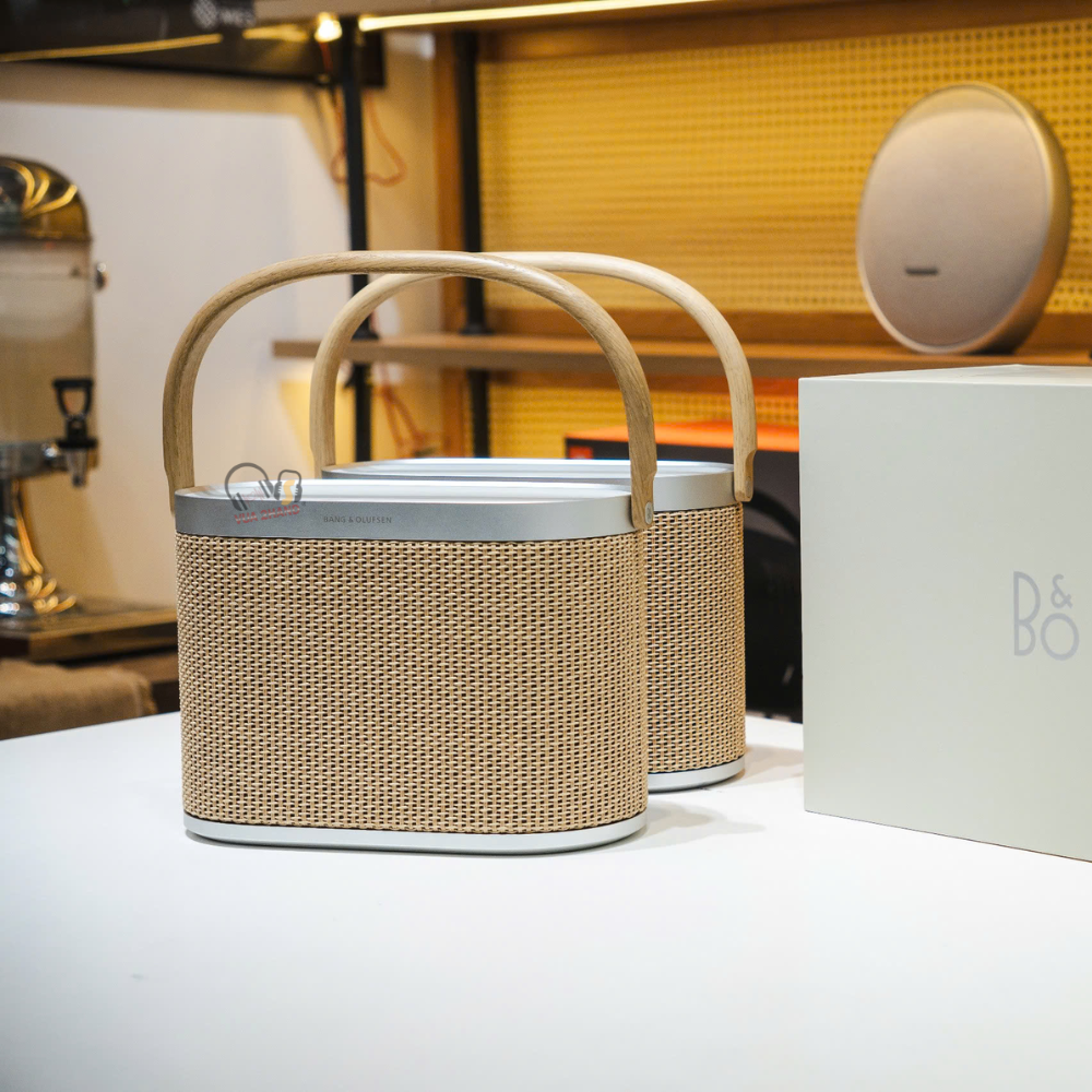 B&O Beosound A5 Loa Gỗ Sồi Chống Nước IP65 Âm Thanh Cho Mọi Không Gian