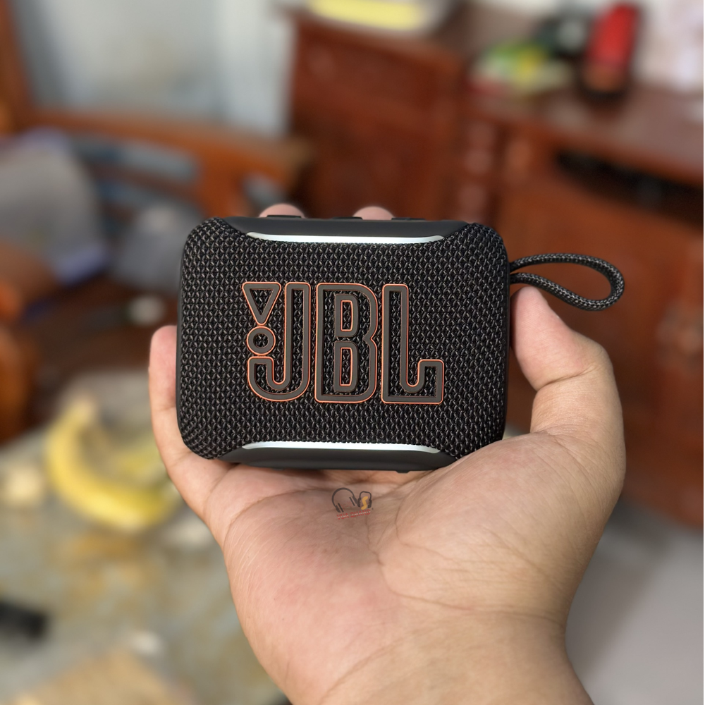 Loa bé bằng lòng bàn tay mà có hẳn Bluetooth 6.0? | JBL Go 5 Review