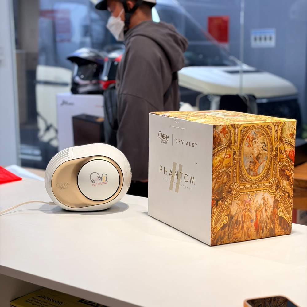 Devialet Phantom II 98dB nhìn hai màng loa dập đã thấy đáng tiền