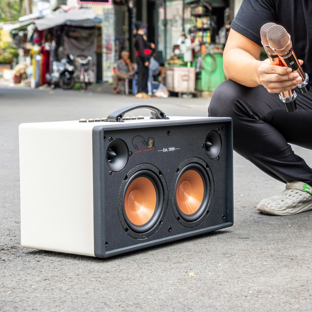 PARAMAX Aura khi âm thanh Hi-Fi hòa quyện cùng phong cách Retro