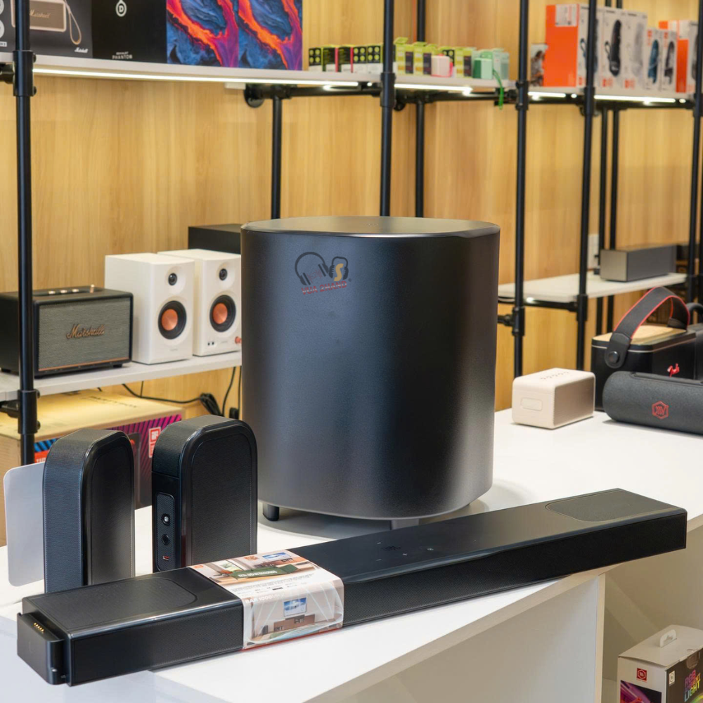 JBL Bar 1000 MK2 Sở Hữu Âm Thanh Biến Phòng Khách Thành Rạp Chiếu Phim