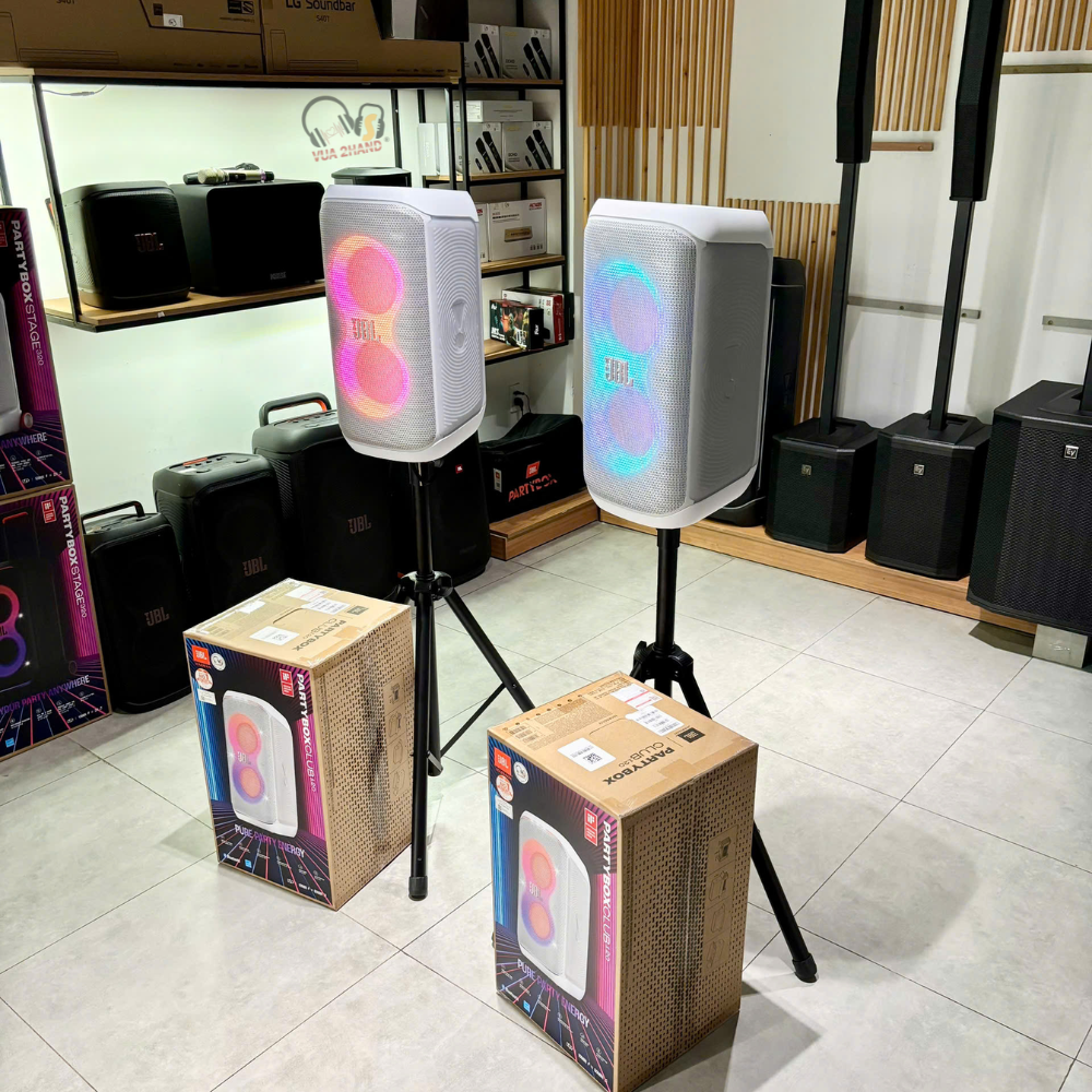 Năm 2025 Nên Mua Loa Nào? Ứng Cử Viên Sáng Giá JBL PartyBox Club 120