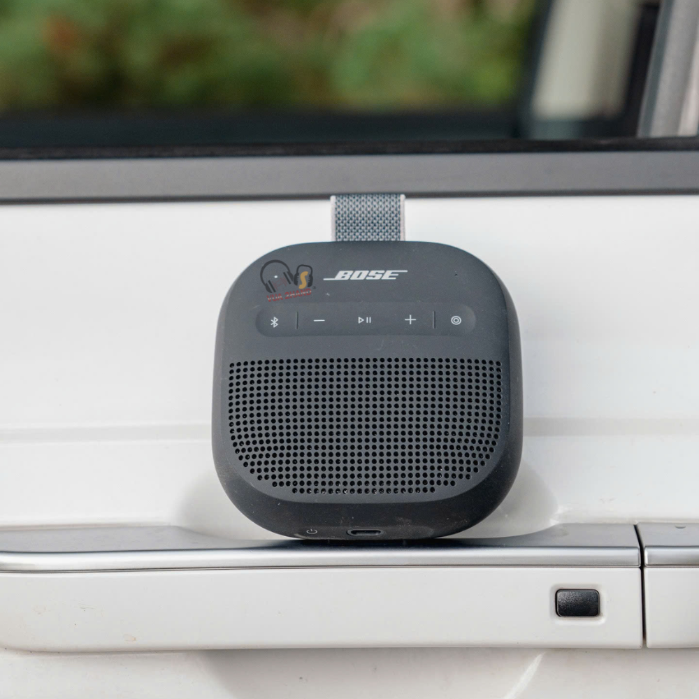 Sự Trở Lại Hoàn Hảo Bose SoundLink Micro 2 Pin 12H, Chất Âm Vàng Son