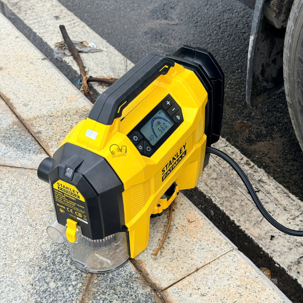 Đừng Vội Mua Máy Bơm Ô Tô Nếu Bạn Chưa Biết Đến Stanley SXVI02001
