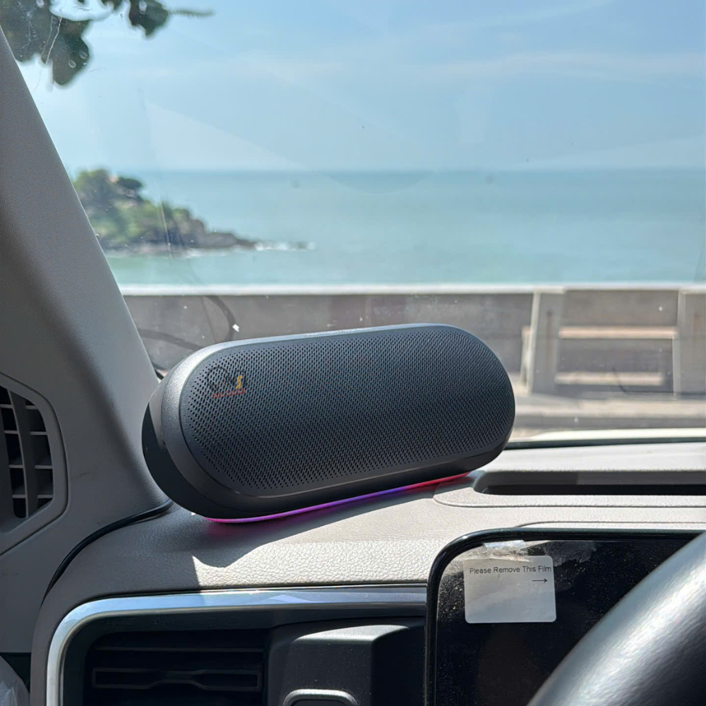 Harman Kardon Luna 2 Thêm Chip AI Sound Boost, Bass Mở Max Không Lo Rè