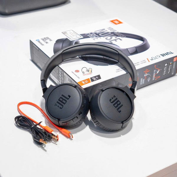 Phá đảo phân khúc tầm trung với siêu phẩm chống ồn JBL Tune 670NC